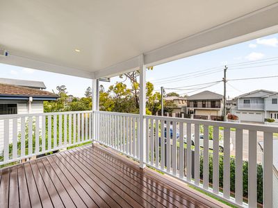 22 Graceville Avenue, Graceville