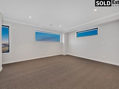 4 Epsom Lane, Cranbourne North