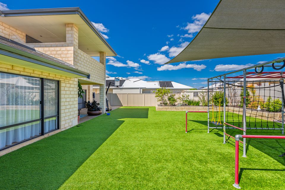7 Turtles Bend, Secret Harbour