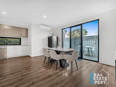 2 / 69 Somerville Road, Hampton Park