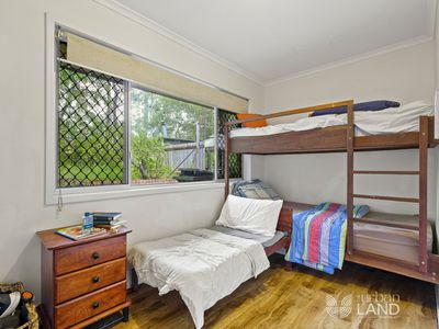 107-113 Sharton Avenue -, Buccan