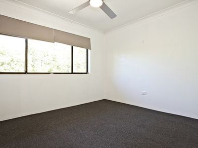 2/24 Hamel Street, Camp Hill