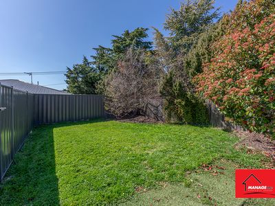 9 Macnamara Place, Chisholm
