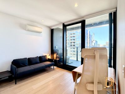 2406 / 628 Flinders Street, Docklands