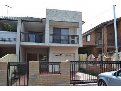 33 Daphne Street North, Bankstown