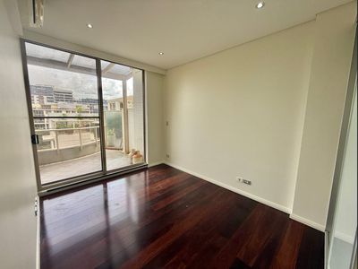 48 / 22 Crystal Street, Waterloo