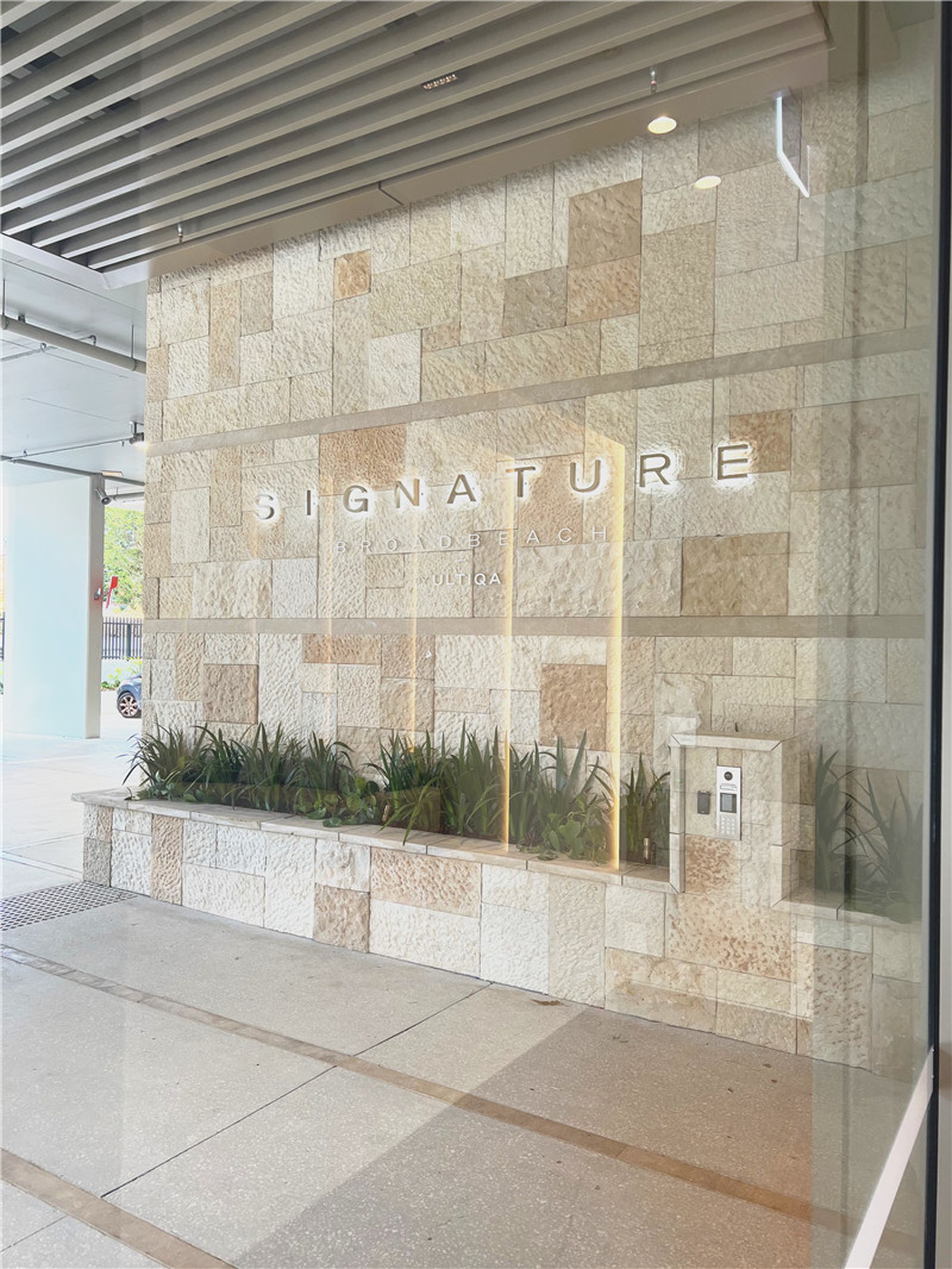 1302 / 12-18 Philip Avenue, Broadbeach