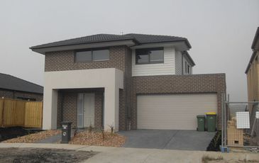 12 Denton Drive, Officer