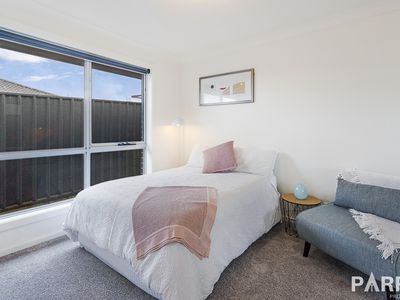 2 / 55 Legges Crescent, Prospect