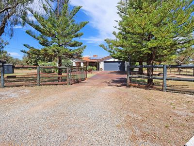 48 Greenwood Way, Barragup