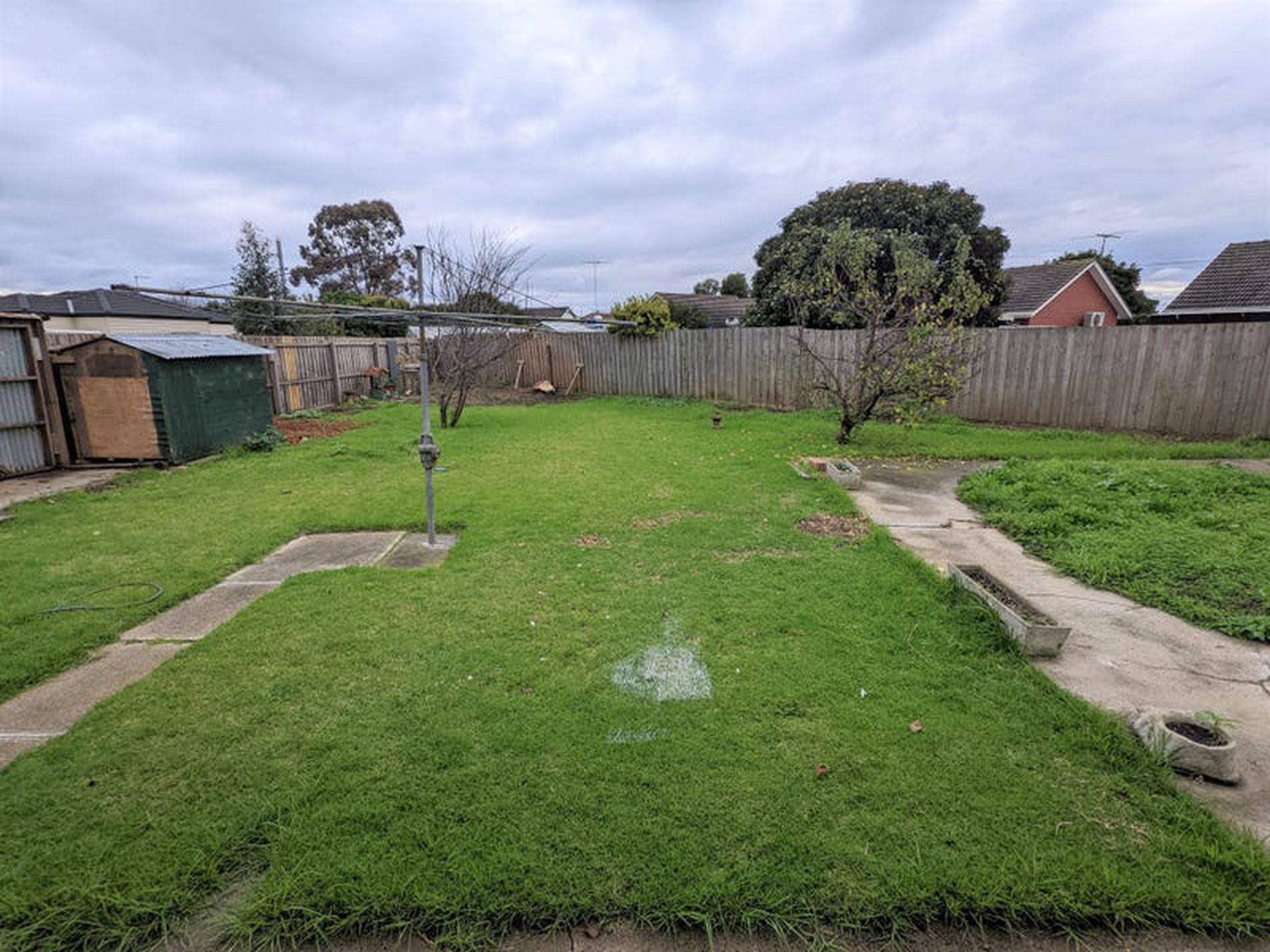 8 Vega Court, Newcomb