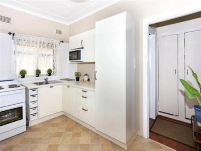 11 Amesbury Avenue, Sefton