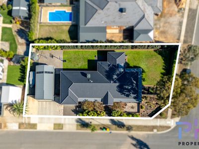 18 Arlington Court, Maiden Gully