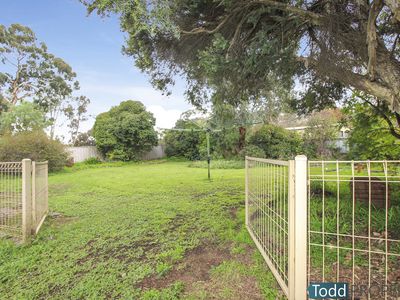 4 Redleaf Close, Heathcote