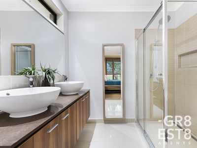 1 Fortuna Crescent, Cranbourne West