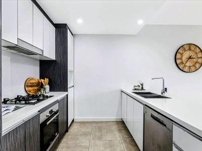 211 / 4 Gerbera Place, Kellyville