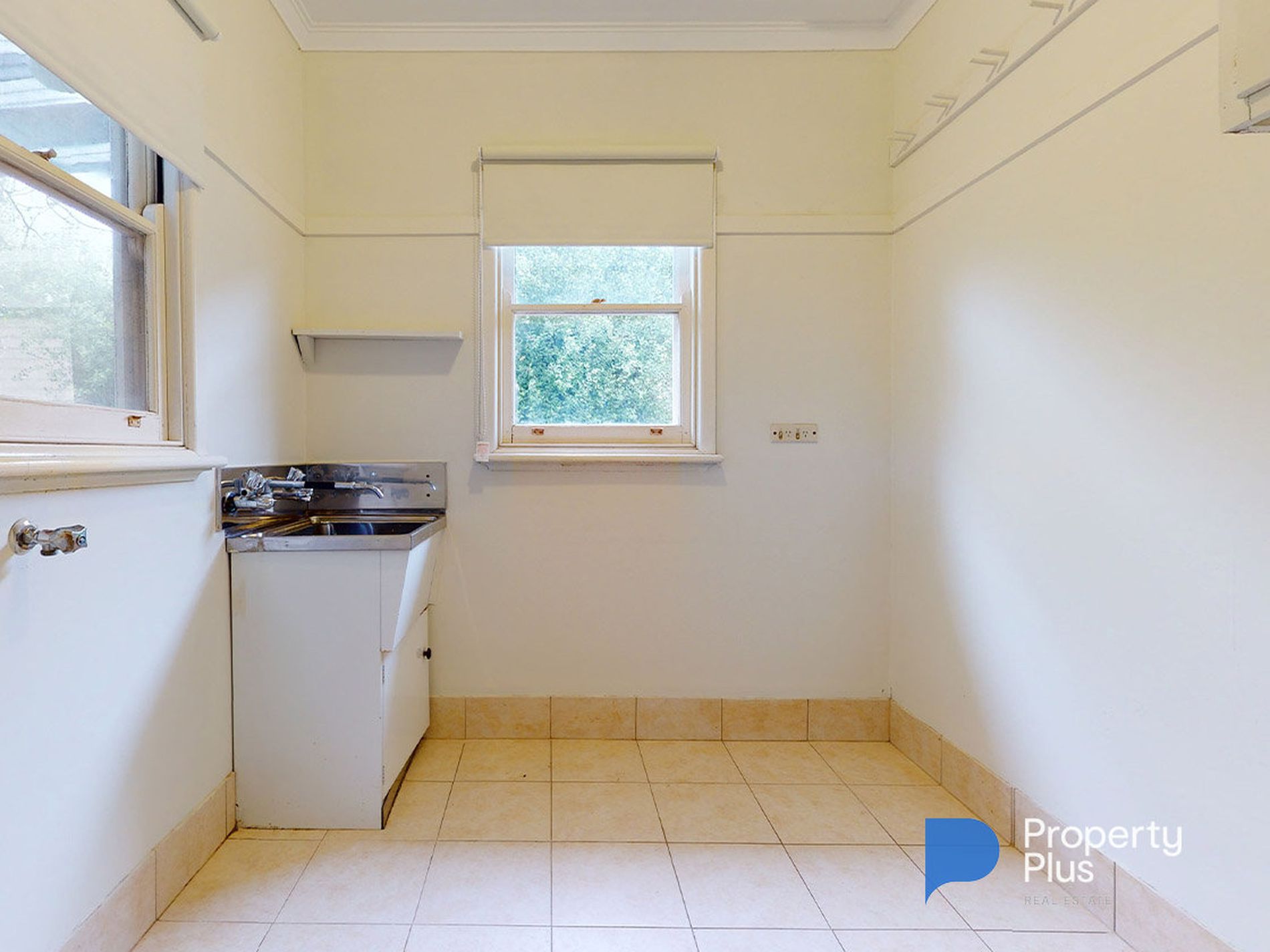 34 Clarence Avenue, Kennington