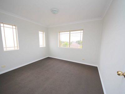 2 / 40 Fenwick Street, Bankstown