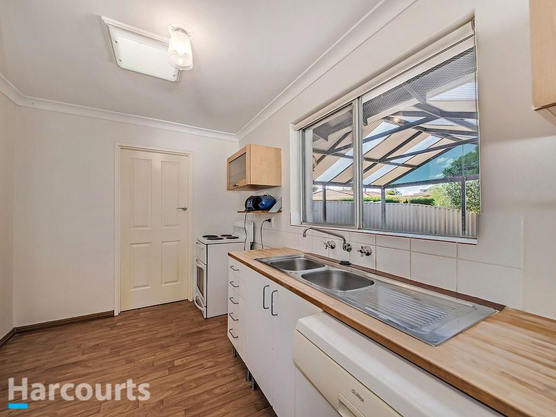 2 Chrisp Place, Yanchep