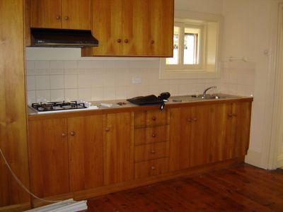 27 Byron Street, Glenelg