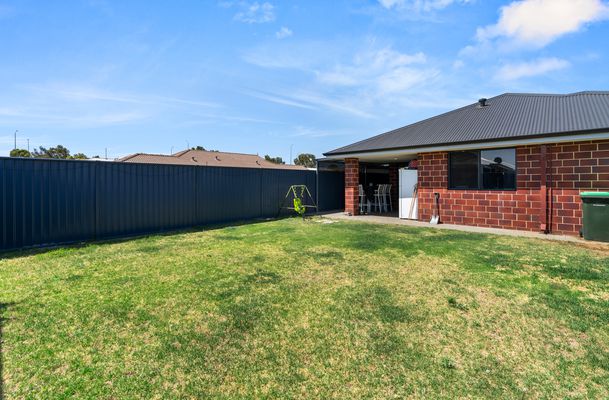 73 Pleasantview Parade, Baldivis