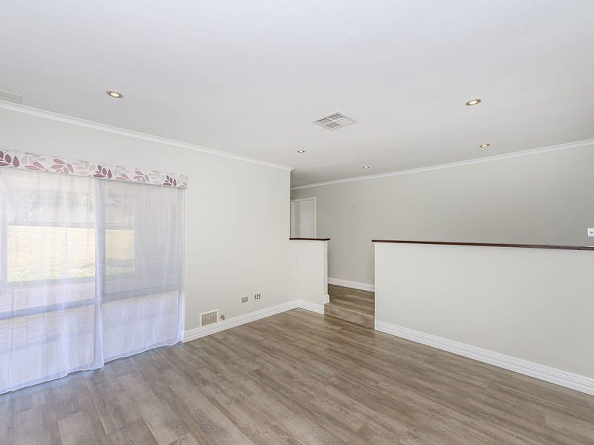 21 Stawell Way, Padbury