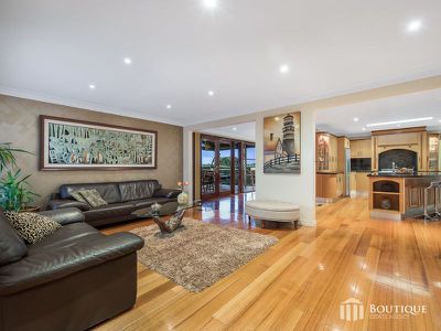 1 / 21 Outlook Drive, Dandenong North