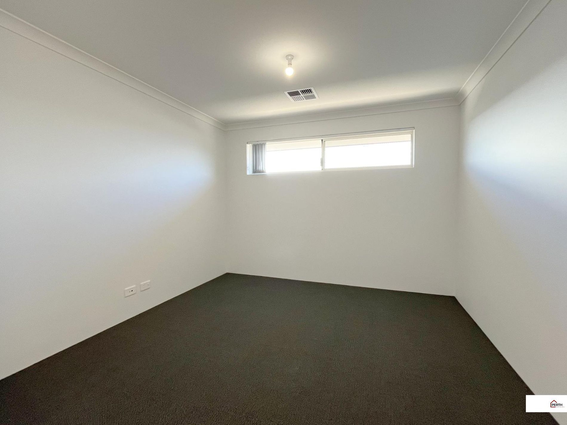 3 Kenton Way, Ravenswood