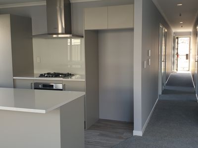 27 Kakī Drive, Kenepuru