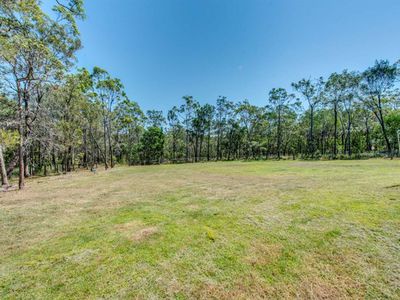 40-48 WOODEND COURT, Park Ridge