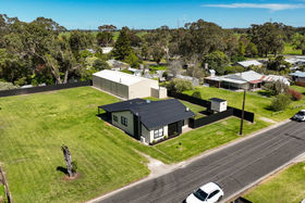 9 DRAPER STREET WEST, Tarpeena