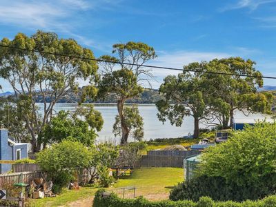 12 Jetty Road, Dodges Ferry