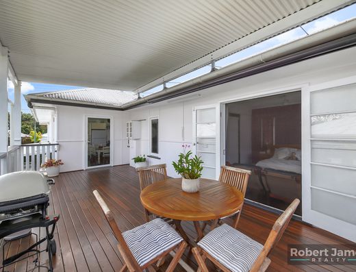 QUEENSLANDER LOVED & CHERISHED IN OLD TEWANTIN image 12 QUEENSLANDER LOVED & CHERISHED IN OLD TEWANTIN image 12