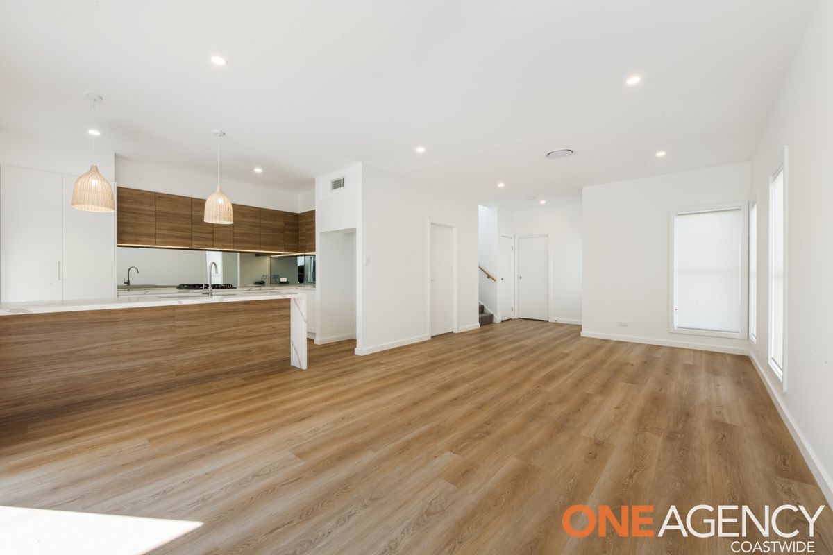 2 / 32 Elsiemer Street, Long Jetty