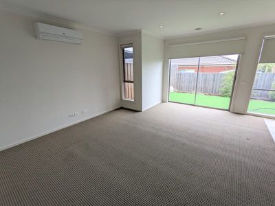 8 / 64-68 Station Road, Marshall