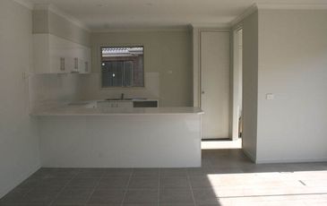 2 / 4 Castlegate Place, Berwick