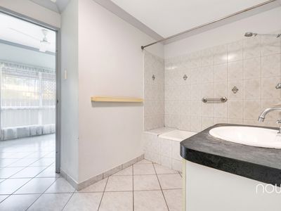 5 / 26 Flametree Circuit, Rosebery