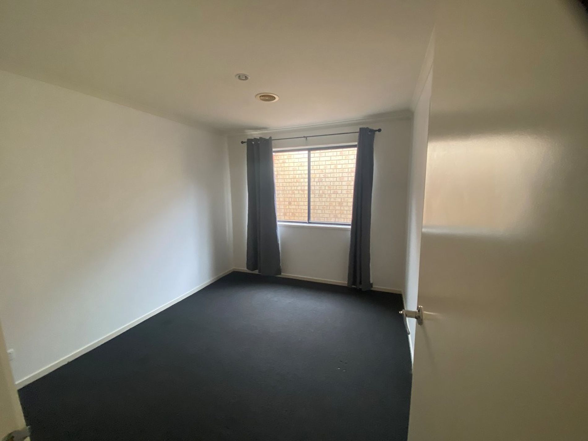 28 Edgevale Way, Tarneit