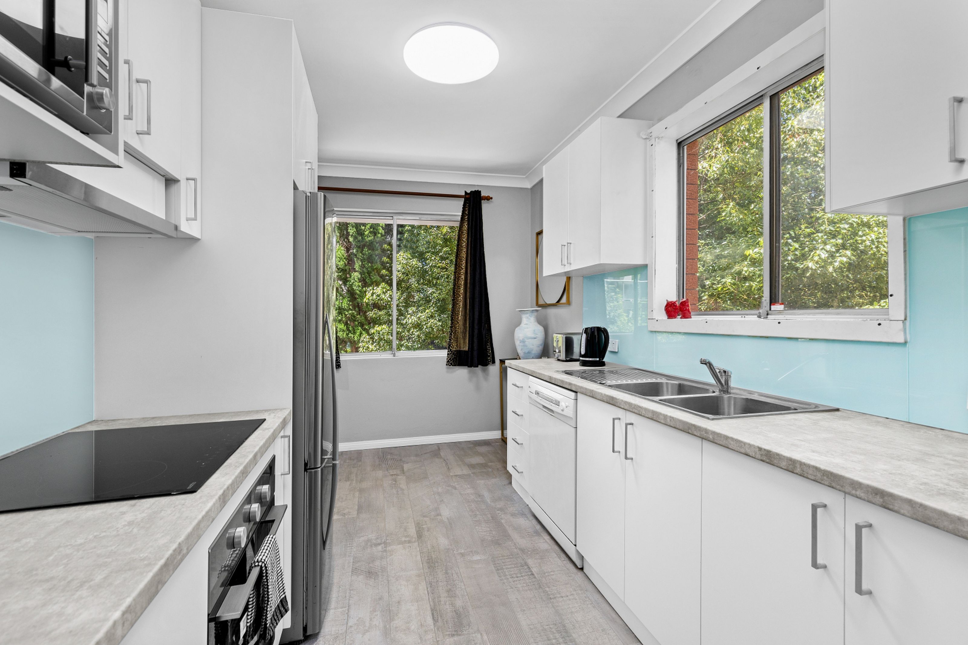 1 / 19A-19B Martin Place, MORTDALE