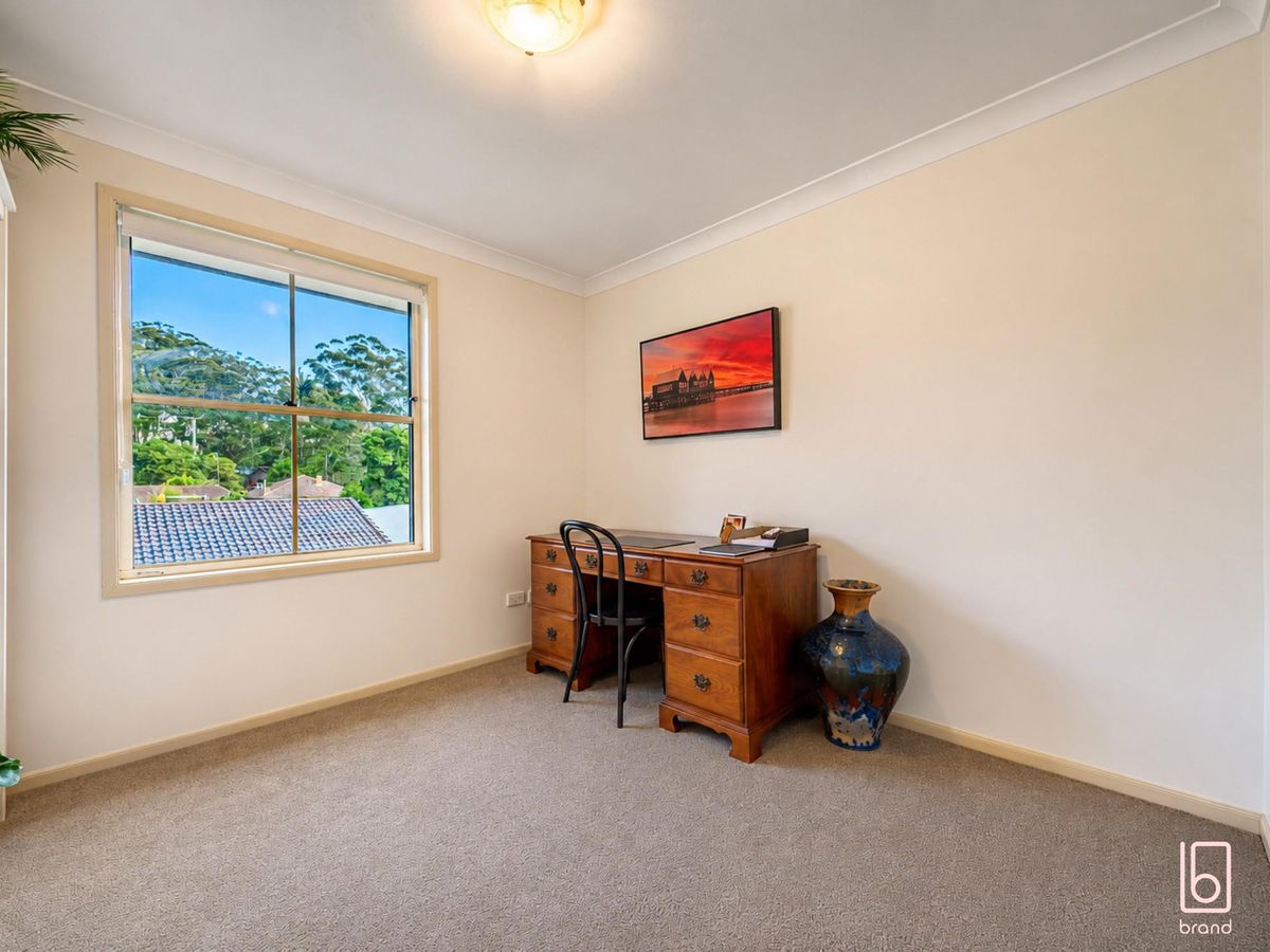 30 / 11 Berrys Head Road, Narara