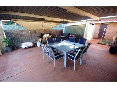 36 Gandawarra Crescent, Newman