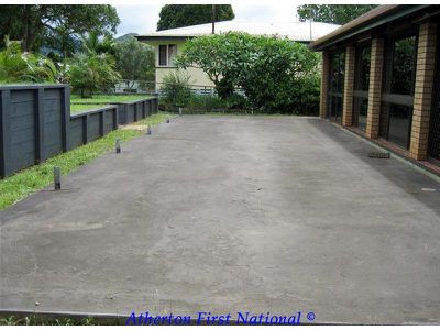 17 Rose Street, Atherton