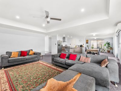 10 Lowerhall Gardens, Southern River