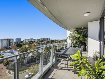 606 / 96 Bow River Crescent, Burswood