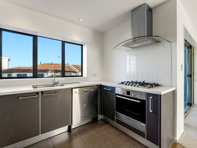 2/11 Hatfield Place, Albany