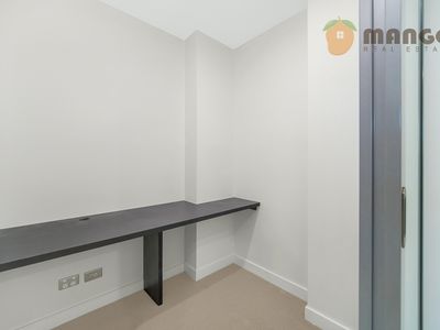 D452 / 29 Porter Street, Ryde