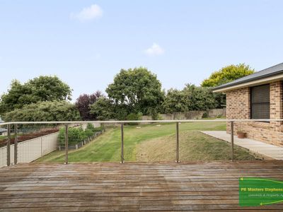 9 Piggott Place, Blayney