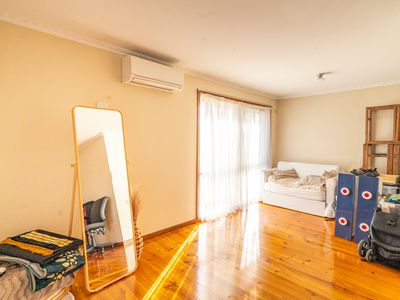 4 Moolong Court, Werribee