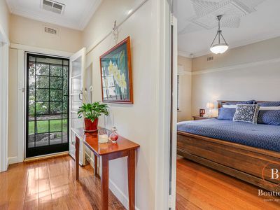 639 Moreland Road, Pascoe Vale South