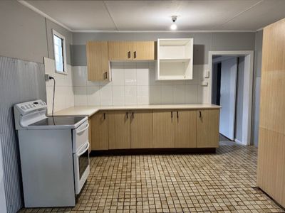 28 Forster Street, Parkes